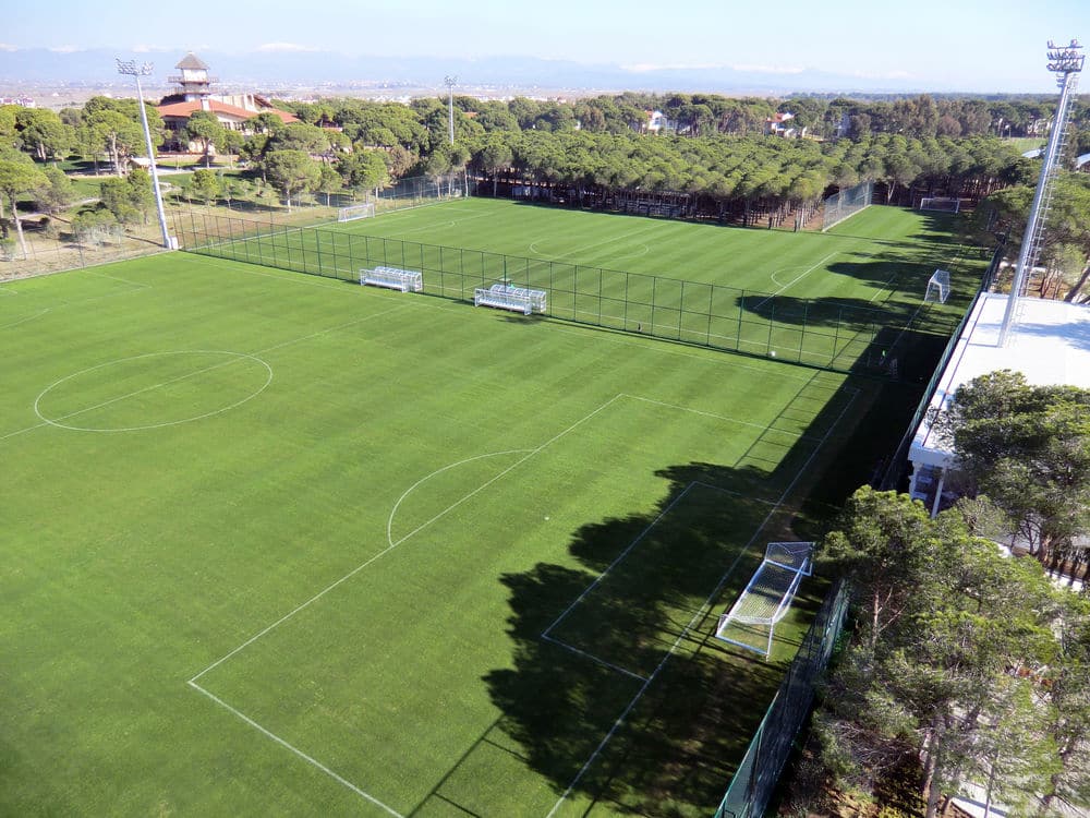 Спортивная площадка