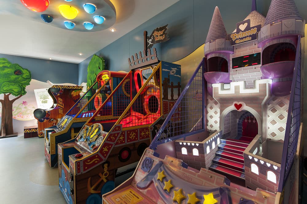 Игровая площадка для детей (в помещении)