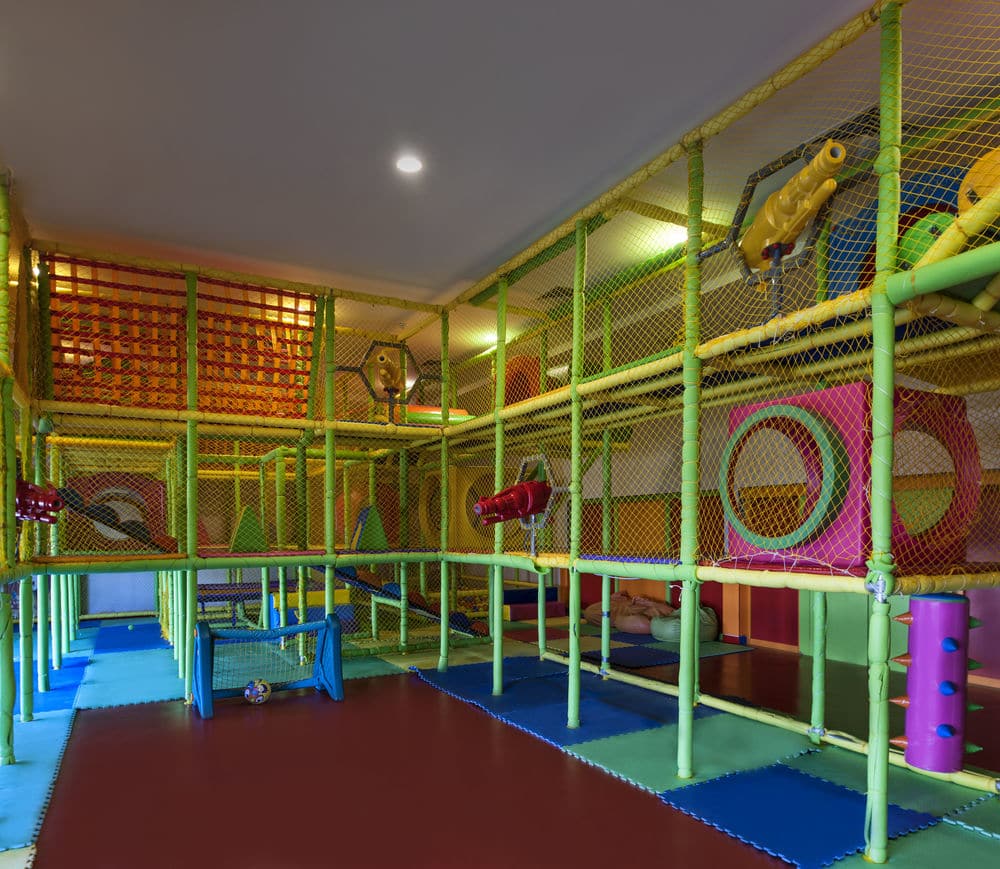 Игровая площадка для детей (в помещении)