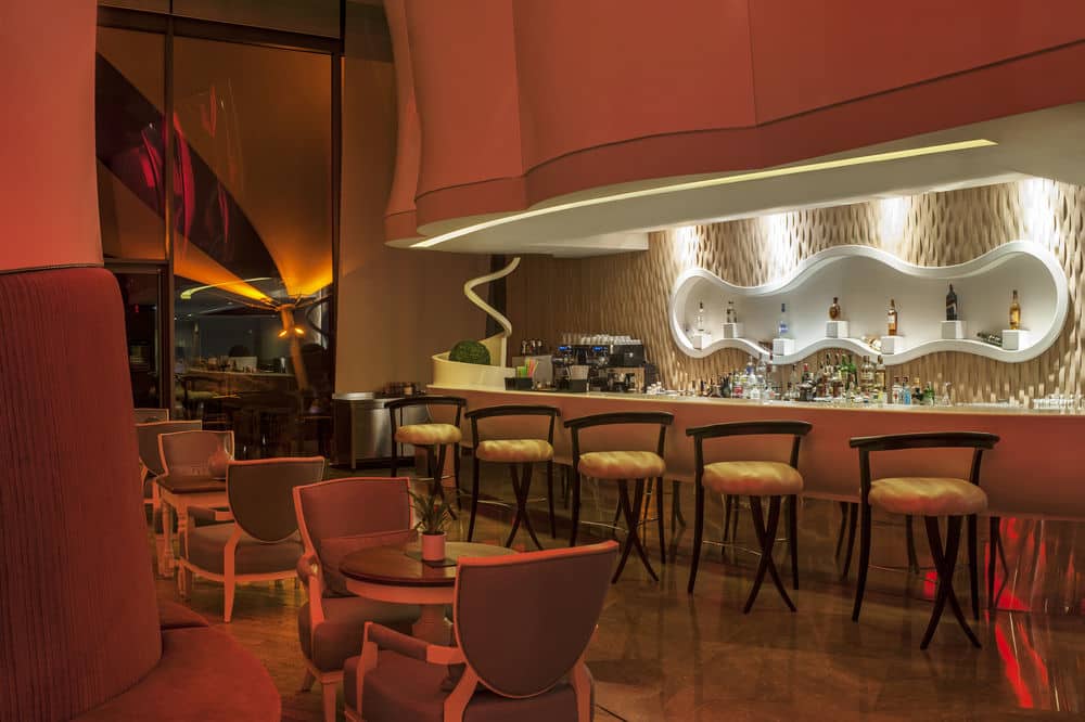 Бар в отеле