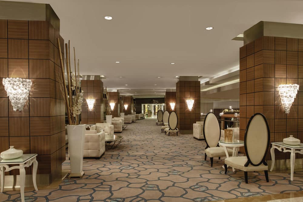 Гостиная в вестибюле