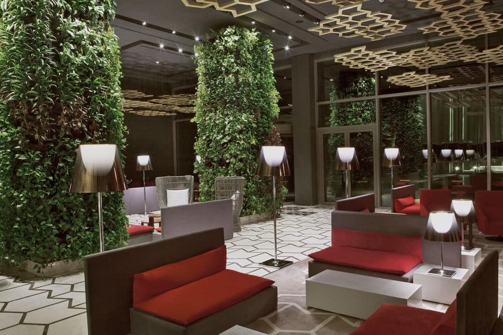 Гостиная в вестибюле