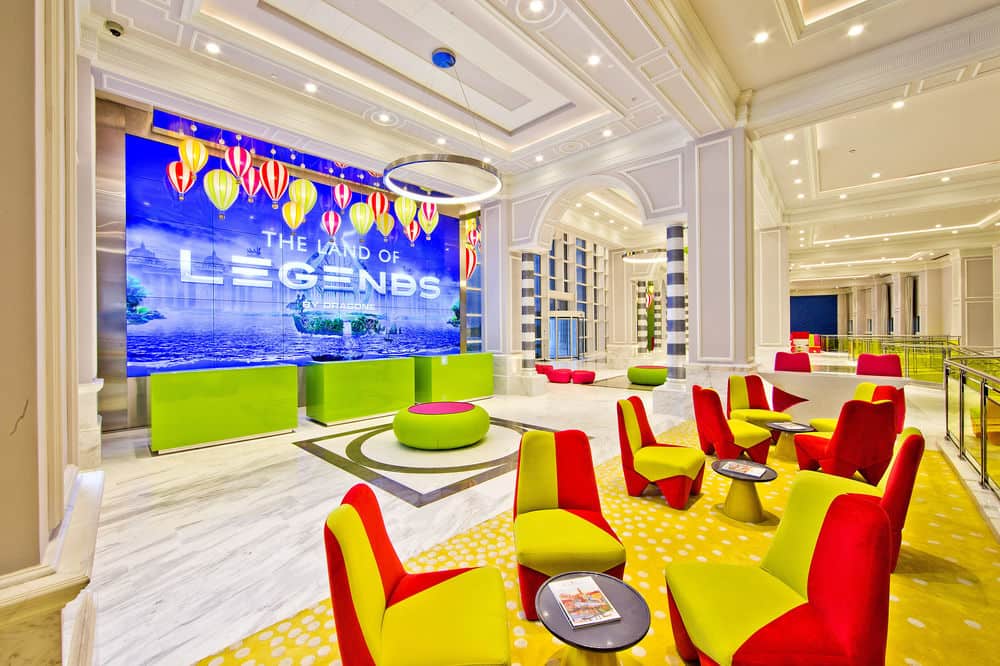 Гостиная в вестибюле