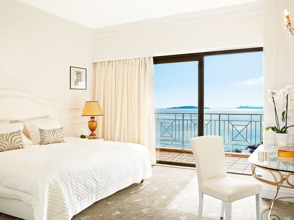 Улучшенный люкс - Номер