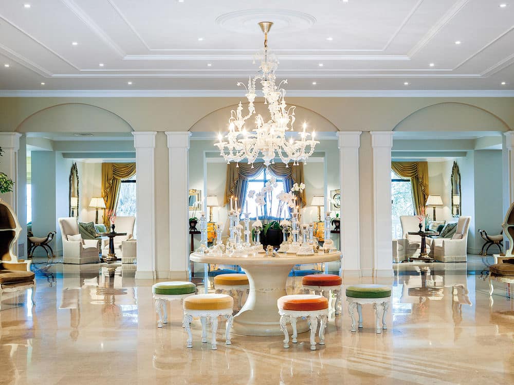 Гостиная в вестибюле