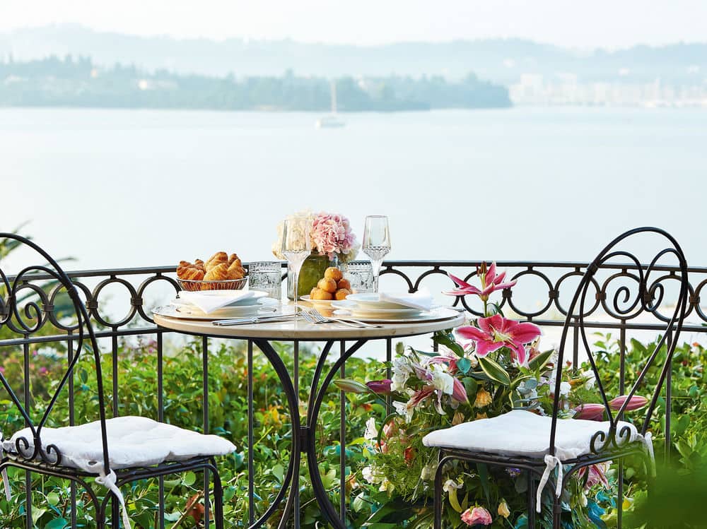 Обед на террасе