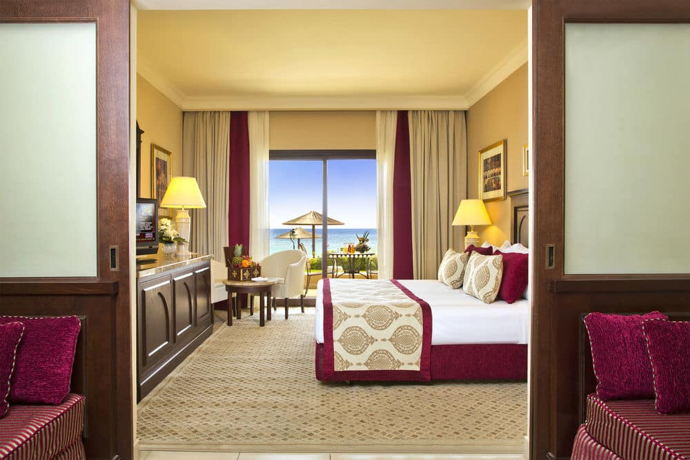 Семейный номер, вид на горы (or Desert View) - Номер